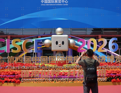 赵乐际同全国人大常委会会议列席代表座谈时强调 深入学习贯彻习近平法治思想 在法治