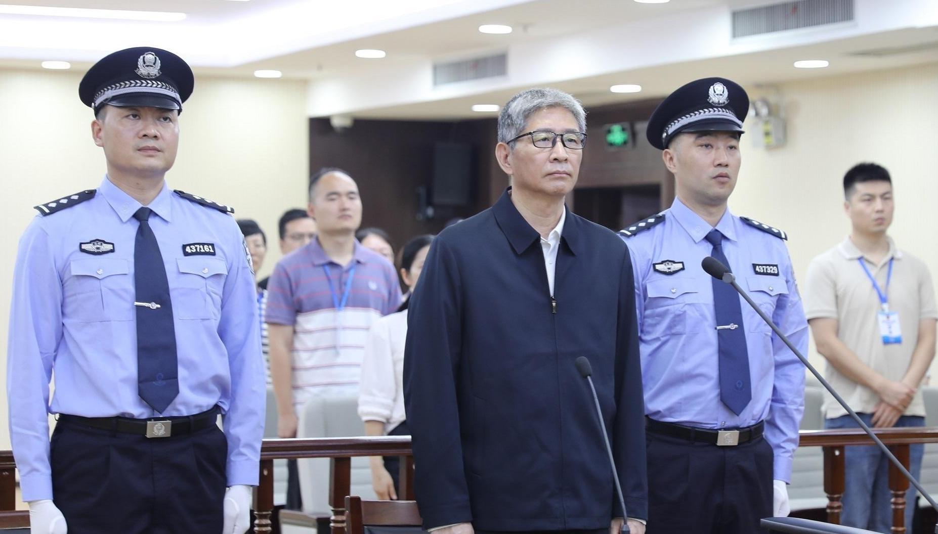 年轻人开始抛弃优衣库