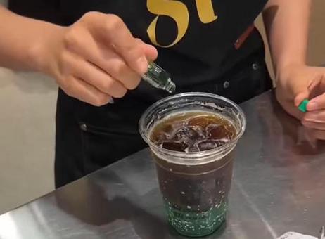 药水哥近况